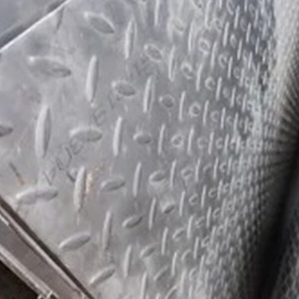 Plat-Bordes-Stainless-Steel-2 Plat Bordes Stainless Steel